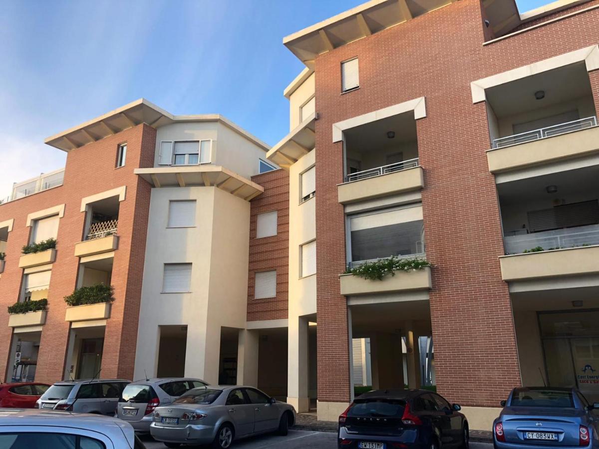 Le Miromi Apartment Civitanova Marche Luaran gambar